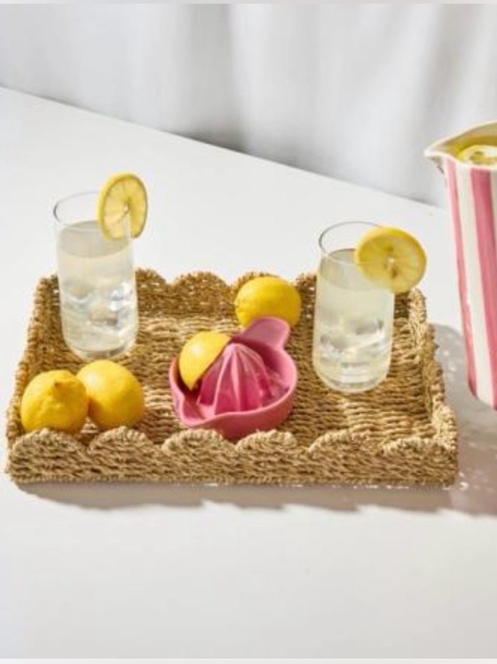 NWT Savvy & Sorted Scalloped Wicker Tray - Picture 3 of 8